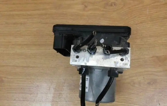 KIA Sportage ABS Pump 58920F1110 BE6003R301