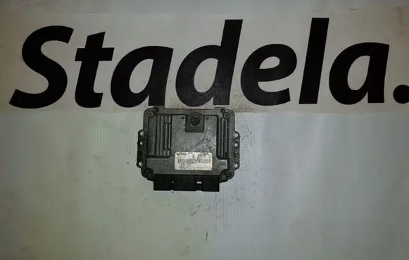 Renault Megane II Engine control unit/module 8200391966 0281011776