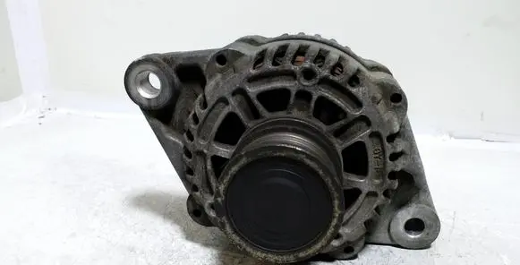 Opel Insignia A Generator/alternator 13502583
