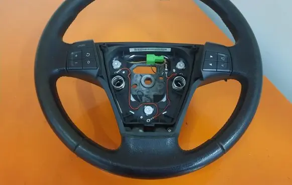 Volvo V50 Steering wheel 30764359