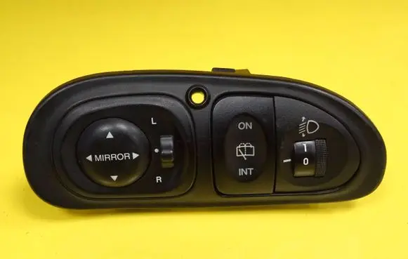 Hyundai Lantra I Wing mirror switch 9353029000L 9337029050 9377629500