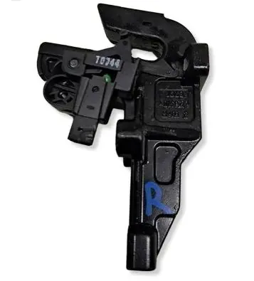 Mercedes-Benz CLK A209 C209 Convertible roof lock/latch 2098201910