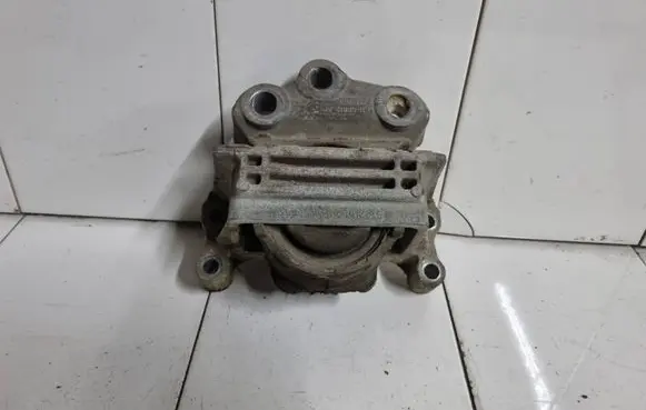 Ford Transit Engine mount bracket 3C116F012AE