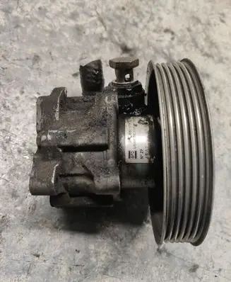 Audi A6 S6 C5 4B Power steering pump