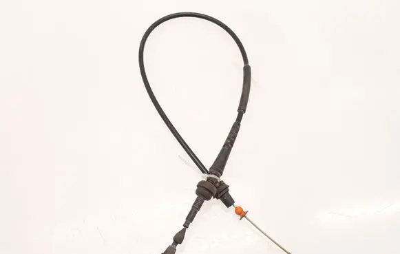 Volkswagen Golf IV Throttle cable 1H0721555G