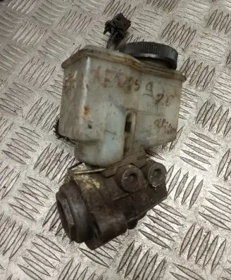 Mazda Xedos 9 Master brake cylinder