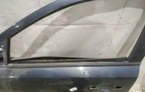 Opel Astra H Front door glass trim molding