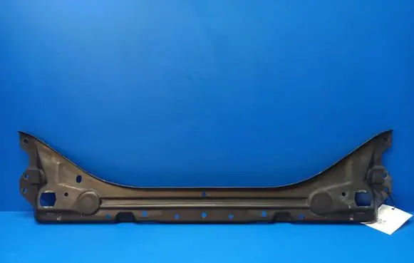 Mercedes-Benz E W211 Top upper radiator support slam panel