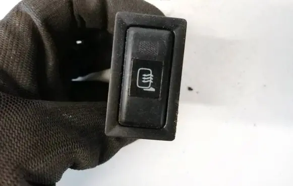 Windscreen/window heater switch