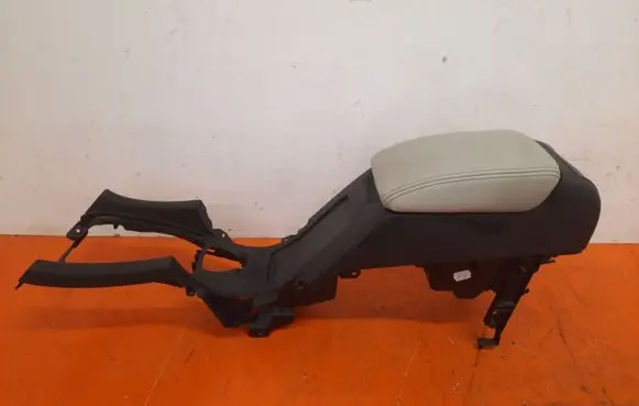 Tesla Model S Center console 