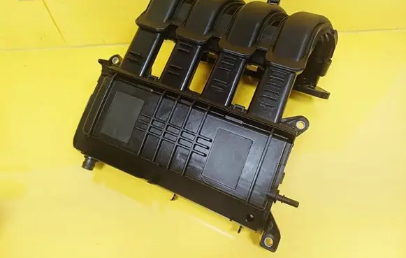 Renault Clio II Intake manifold 8200166856 H8200052007
