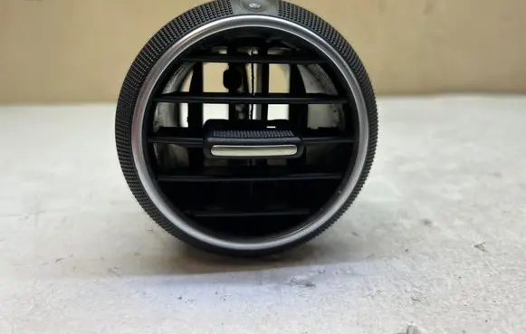 Audi A3 S3 8P Dash center air vent grill 8P0820901A