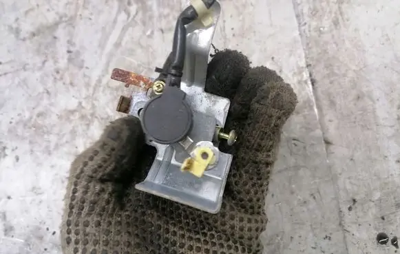 Honda Accord Front door lock