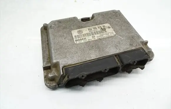 Volkswagen New Beetle Engine control unit/module 06A906018HD 0261207056