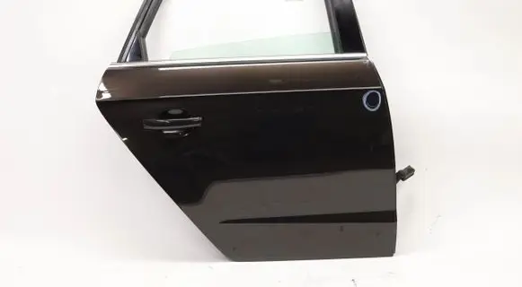 Audi A3 S3 8V Front door LY8U