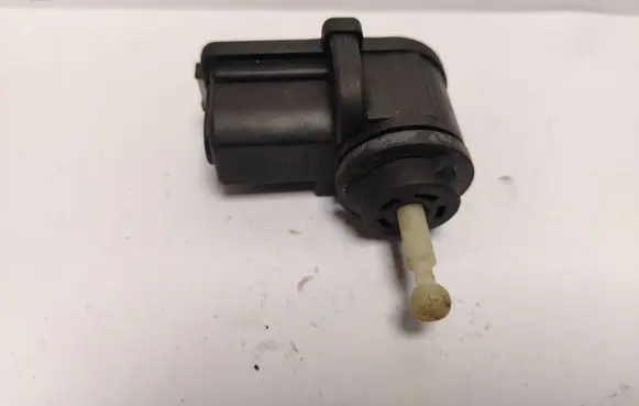 Seat Toledo I (1L) Headlight level adjustment motor 1J0941295B