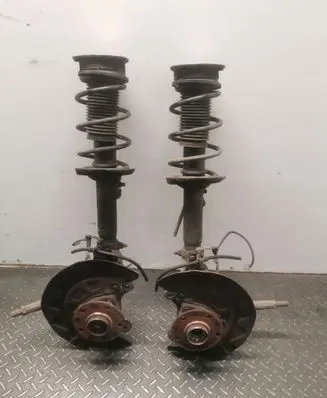 Volkswagen Golf VII Stub axle 