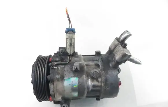 Opel Vectra C Air conditioning (A/C) compressor (pump) 13171593