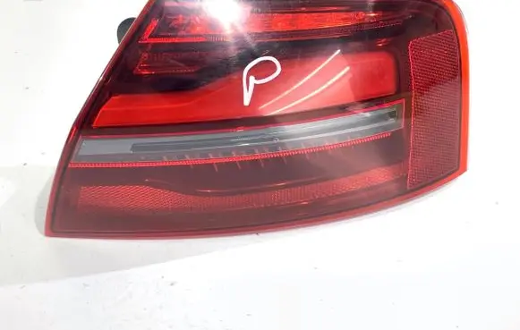 Audi A8 S8 D4 4H Rear/tail lights 4H0945096M