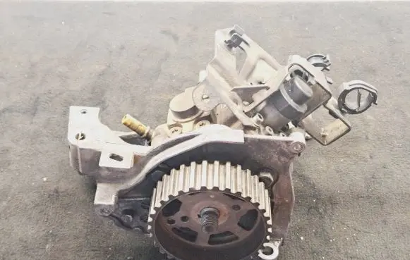 Volvo V50 Fuel injection high pressure pump 9656300380 0445010102