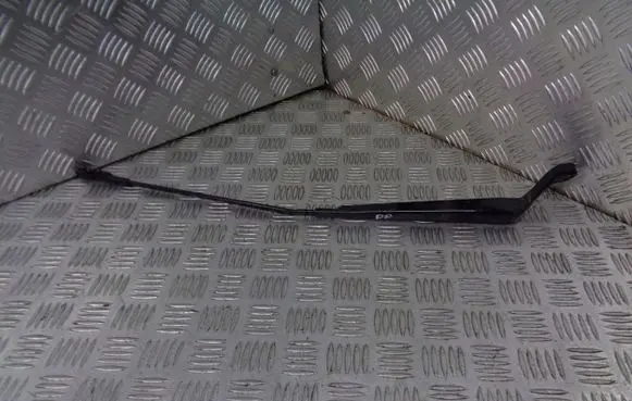 Peugeot 407 Front wiper blade arm