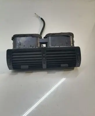 BMW X5 E53 Dash center air vent grill 8402221