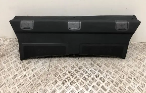 Parcel shelf