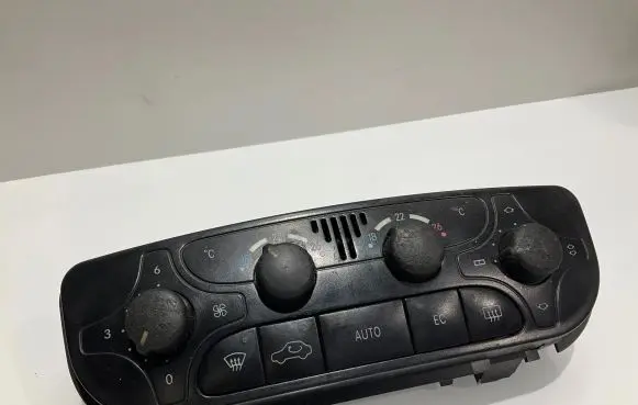 Mercedes-Benz C W203 Climate control unit 2038300785 9140010485 0125278