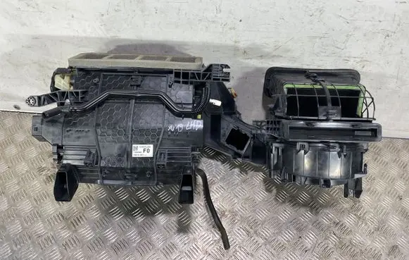 Subaru XV II Interior heater climate box assembly housing 72100FL591