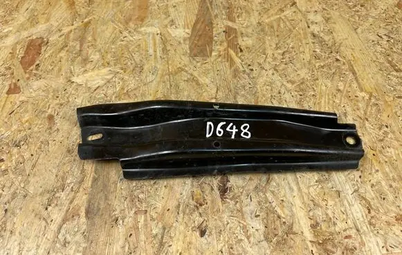 Audi Q5 SQ5 Radiator mount bracket 80A805527