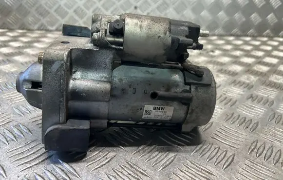 BMW X1 F48 F49 Starter motor 8570845