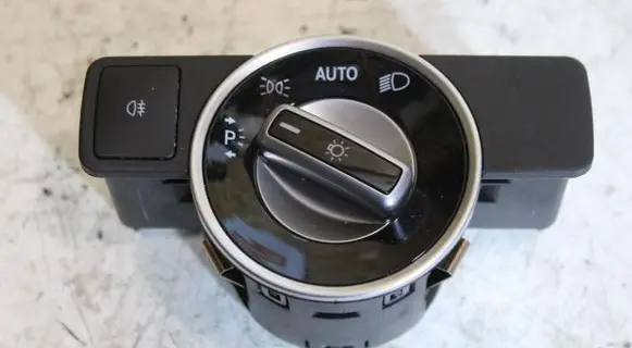 Mercedes-Benz A W176 Fog light switch 