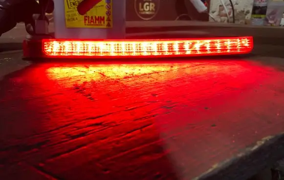 Mercedes-Benz E W211 Third/center stoplight A2118200256
