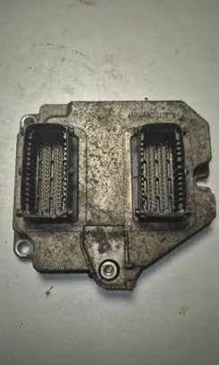 Opel Astra H Engine control unit/module 55559272 5WK9443
