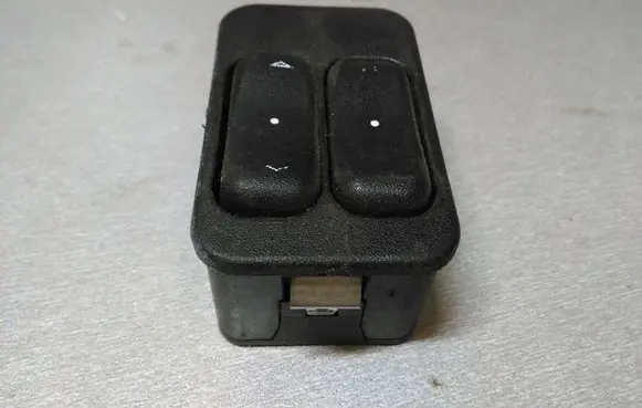 Opel Zafira A Electric window control switch 90561088 13363201