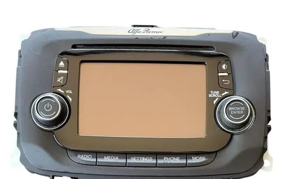 Alfa Romeo Giulietta Radio/CD/DVD/GPS head unit 01561046460