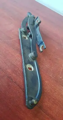 BMW 3 E46 Tailgate/trunk/boot hinge 8220074