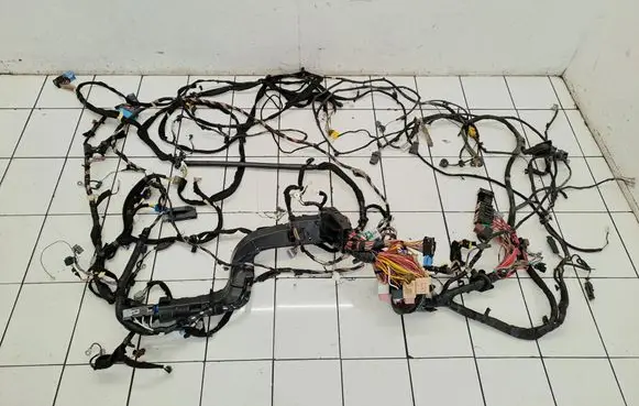 Renault Master III Other wiring loom 240140683R 240366607R 8200778264B