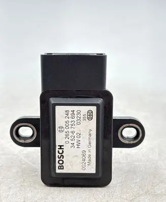 BMW 5 E39 ESP acceleration yaw rate sensor 6753694 34526753694