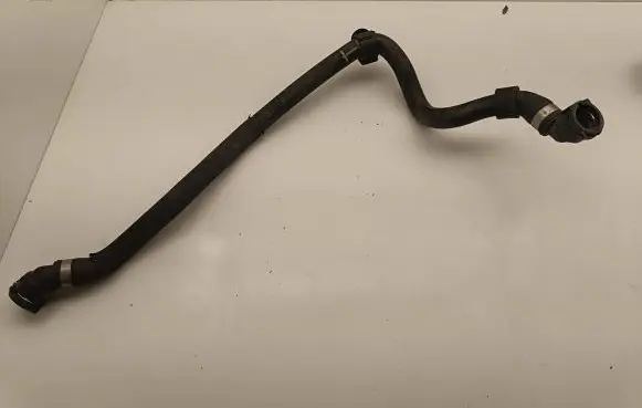 BMW 6 F06 Gran coupe Engine coolant pipe/hose 8513604
