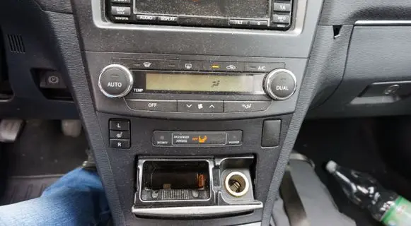 Toyota Avensis T270 Climate control/heater control trim 55900-05390