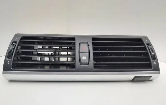 BMW X5 E70 Dash center air vent grill 7161801 7161802 6958654