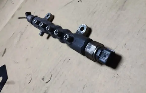 Lexus IS 220D-250-350 Fuel main line pipe 8945860010