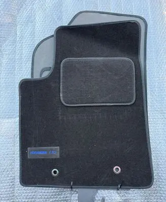 Hyundai i10 Car floor mat set 835929809