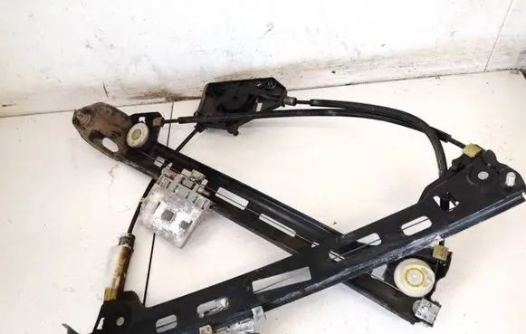 Volkswagen PASSAT CC Sliding door window regulator with motor 989582lh