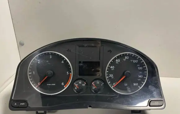 Volkswagen Scirocco Speedometer (instrument cluster) 1K8920960E 3C8035195