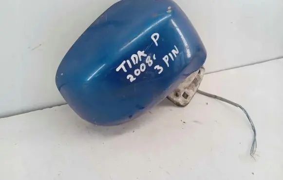 Nissan Tiida C11 Front door electric wing mirror