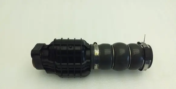 Citroen DS4 Intercooler hose/pipe 9687261180 9686523980