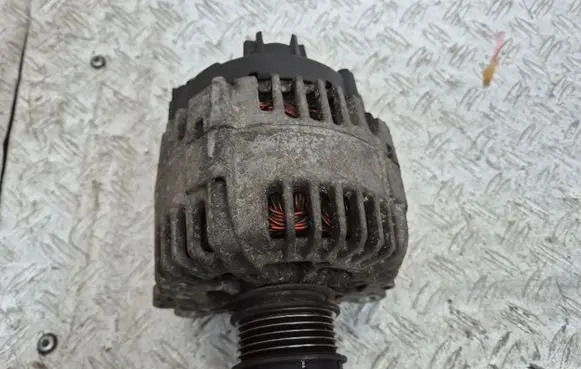 Skoda Octavia Mk2 (1Z) Generator/alternator 06F903023C TG14C011 2542695G