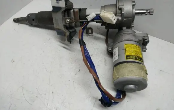 Toyota Yaris Power steering pump 452000D10500 17152222 JJ002000363